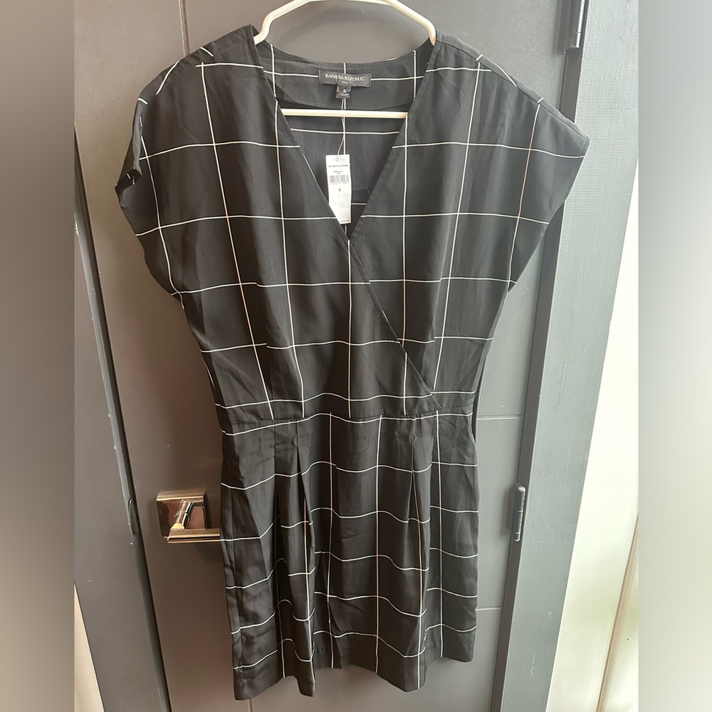 Banana republic black grid dress